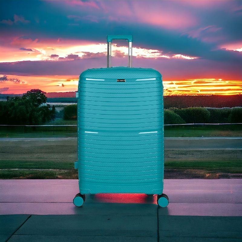 DAWN : lot de 3 valises et 1 vanity case en polypropylène incassable.